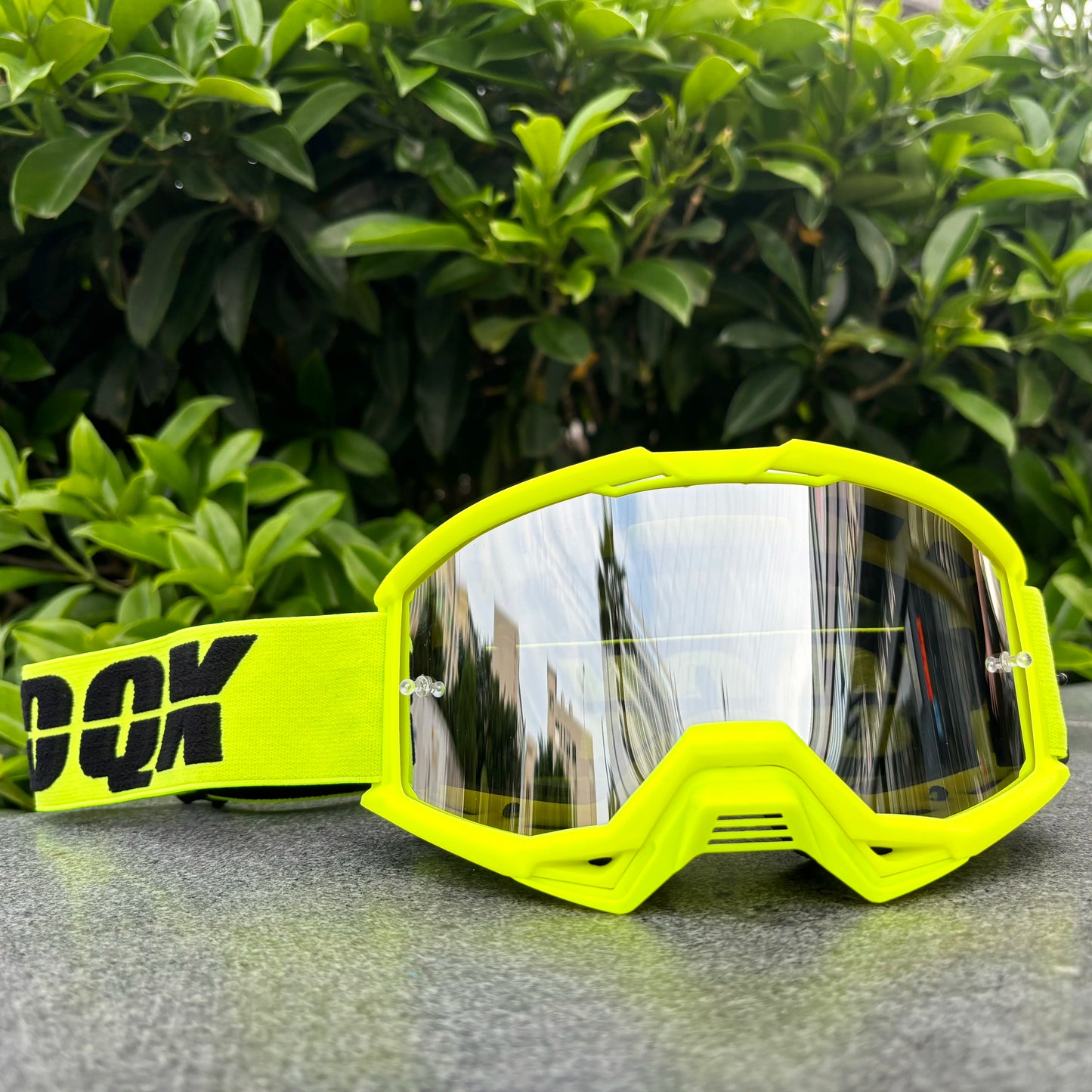 IOQX Motocross Gold Goggles Cycling MX ATV Motorcycle Helmet Glasses Off-Road Racing Riding Goggles Dirt Bike Gear Moto Glasses