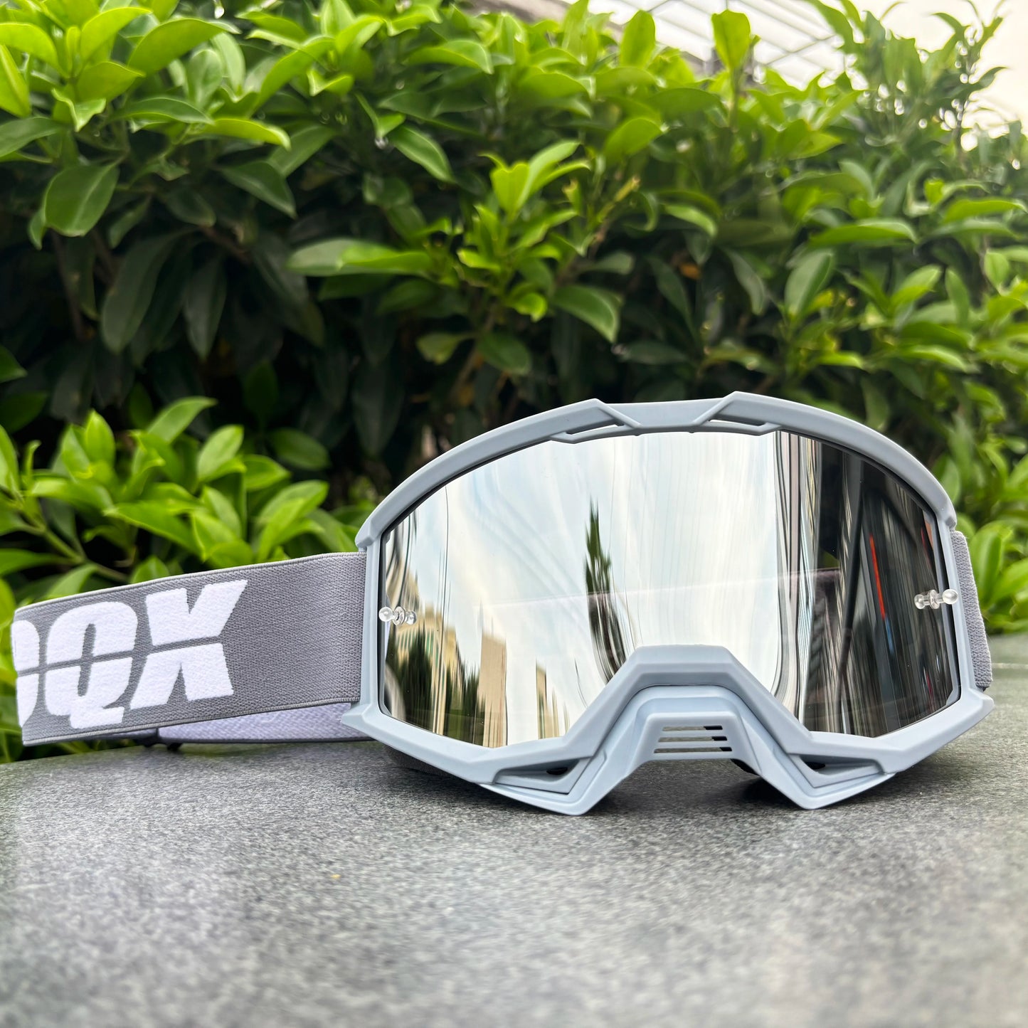 IOQX Motocross Gold Goggles Cycling MX ATV Motorcycle Helmet Glasses Off-Road Racing Riding Goggles Dirt Bike Gear Moto Glasses
